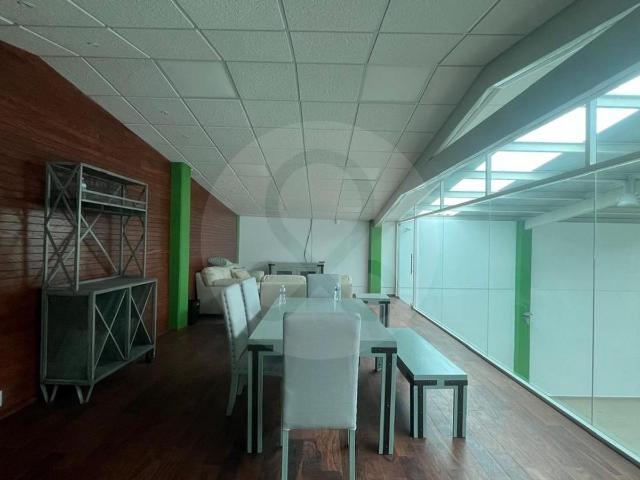 Espectacular Edificio en venta en San Mateo Oxtotitl?n