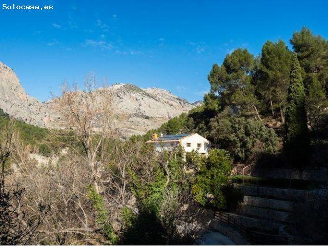ESPECTACULAR FINCA DE 1.964 HECTARES EN CASTRIL