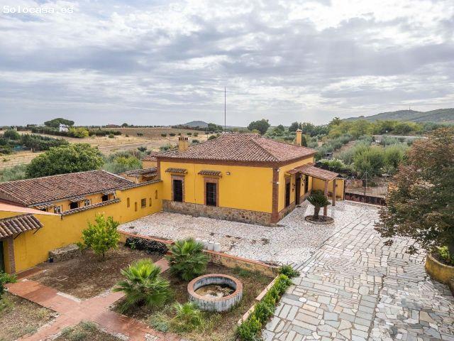 ESPECTACULAR FINCA DE 2,2 HECTÁREAS: PRIVACIDAD, NATURALEZA Y UBICACIÓN ESTRATÉGICA EN LOS SANTOS DE