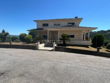 Casa à venda em Cristelo, Concelho de Paredes - Varanda