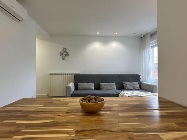 ¡✨ ESPECTACULAR PISO TOTALMENTE REFORMADO Y SÚPER LUMINOSO CON GARAJE INCLUIDO EN TUDELA!