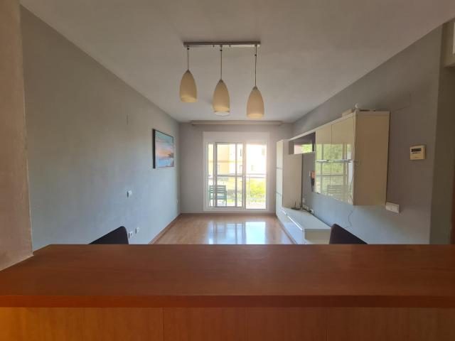 Espectacular piso con terraza, piscina, parking opcional 100€ y trastero en Huerta Nueva Ciudad Jardín, Málaga
