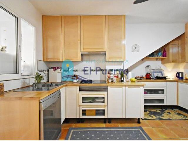 ¡ESPECTACULAR PISO REFORMADO CON 3 DORMITORIOS Y APARTAMENTO ADICIONAL! REF 1647