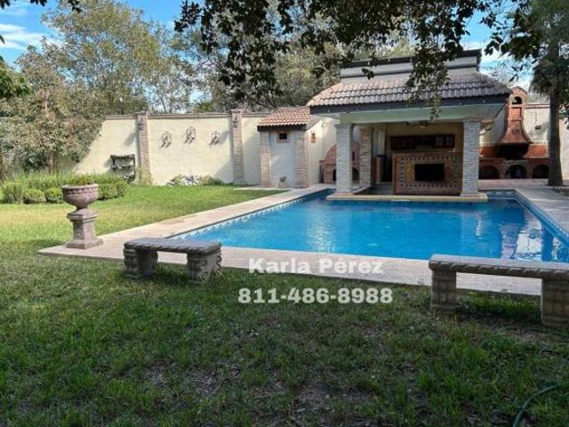 ESPECTACULAR QUINTA EN VENTA