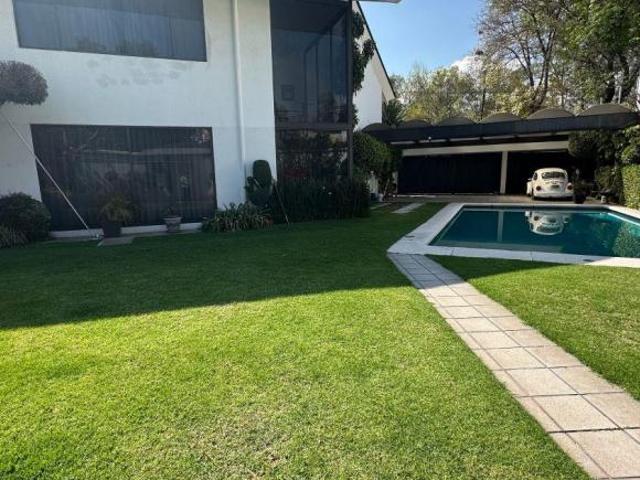 Espectacular Residencia con alberca en privada Bosque Residencial del Sur
