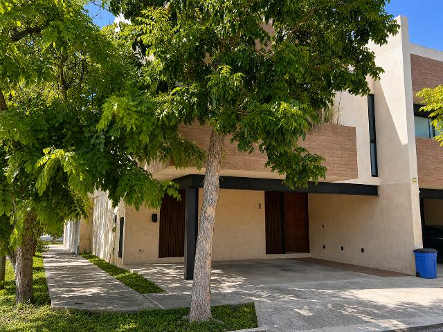Espectacular Townhouse con Roof Garden | 2 recámaras con baño y vestidor