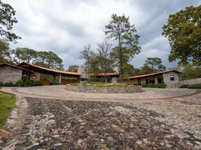 Espectacular terreno en La Finca Tapalpa