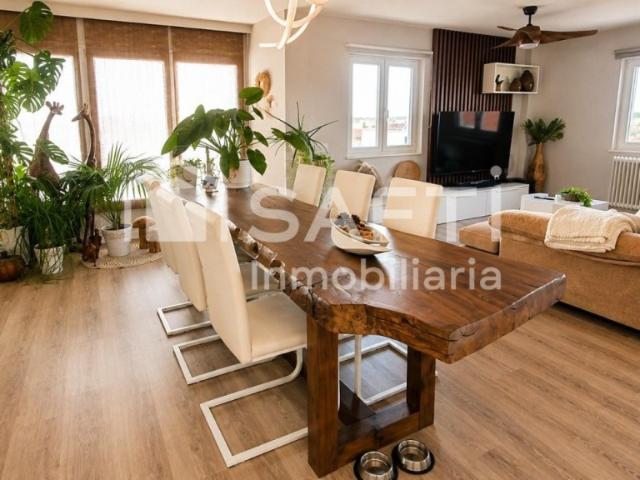 Espectacular vivienda con dormitorio y vestidor