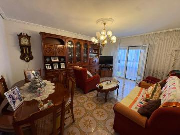 ESPECTACULAR VIVIENDA CON GARAJE EN PAJARILLOS