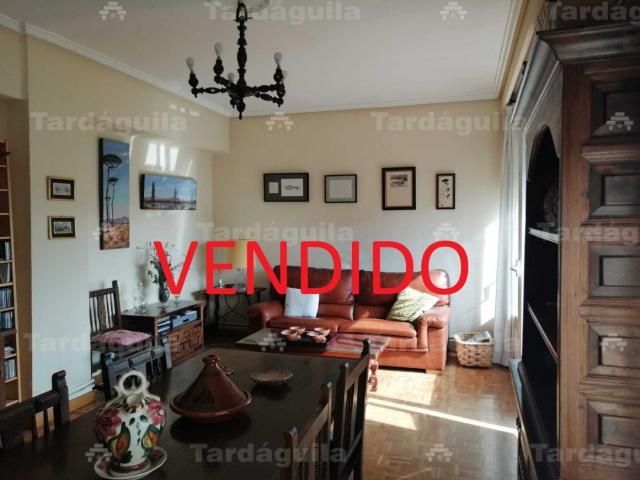 ESPECTACULAR VIVIENDA DE 140 METROS CON VISTAS DESPEJADAS EN TORRES VILLARROEL