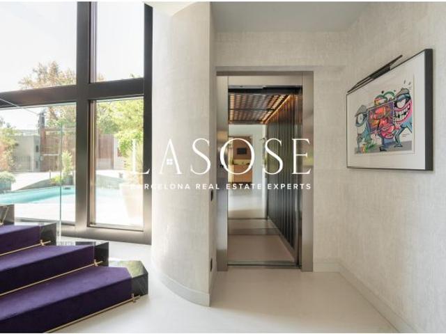 Espectacular vivienda de lujo con diseño funcional y acabados de alta gama