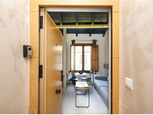 !ESPECTACULAR VIVIENDA EN ALQUILER EN CALLE ELVIRA!