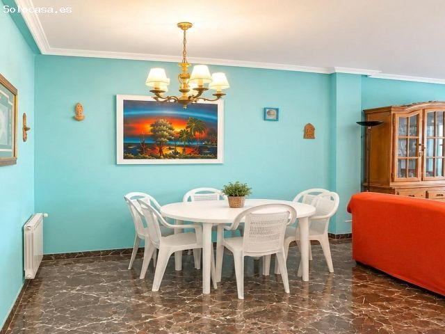ESPECTACULAR VIVIENDA EN PRIMERA LINEA DE MAR!