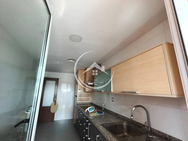 ESPECTACULAR VIVIENDA ESQUINERA CON GARAJE,, DOS TERRAZAS Y EXCELENTES VISTAS