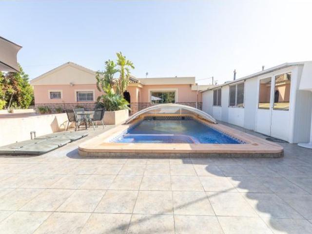 ESPECTACULAR VILLA CON 35.548 m2 DE TERRENO A 5 MINUTOS DE FUENTE ÁLAMO