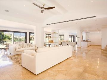 ESPECTACULAR VILLA DE LUJO UBICADA EN LA PRIVILEGIADA ZONA DE SANTA PONSA GOLF