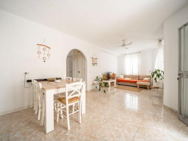 Espectacular Villa de Lujo Reformada en El Coto, Costa del Sol: Exclusividad, Amplitud y Alta Rentab