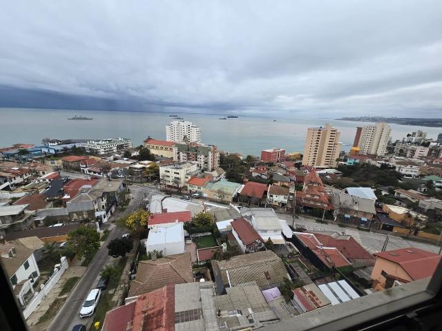 Espectacular vista a la bahía moderno dpto en recreo viña del mar