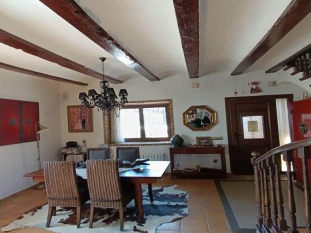 ESPECTACULARES CASAS DE HUERTA CON DOS ESTILOS DIFERENTES, UNA REFORMADA Y OTRA RÚSTICA CON PA