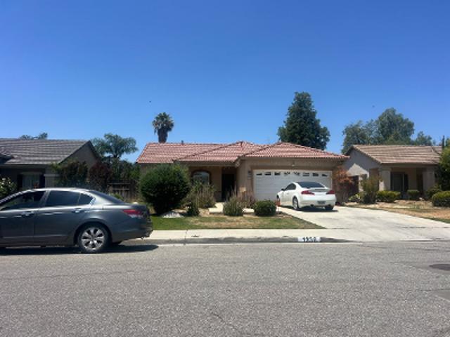 Esperanza St