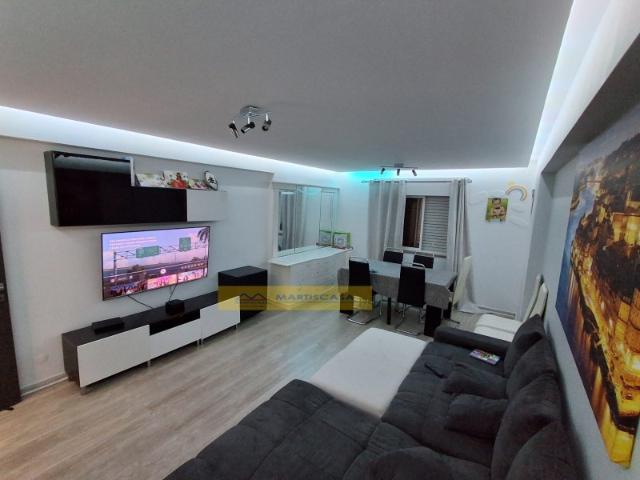 Espetacular T3 com 110m2, arrecadação, varanda e marquise