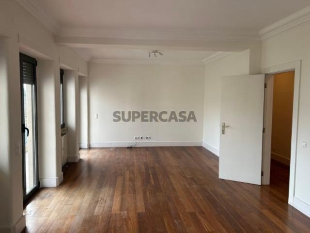 Espetacular T3 Renovado em Alvalade, Lisboa