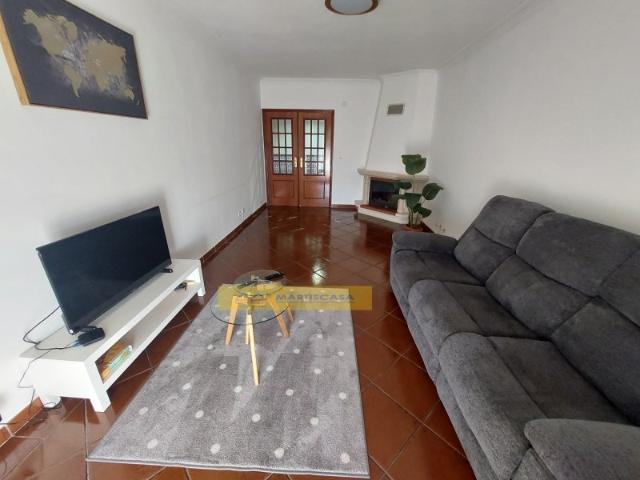 Espetacular T3 suite, 3 varandas, sotão e garagem Entroncamento