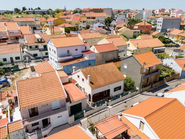 Espetacular T4 com Vista Rio em Loures