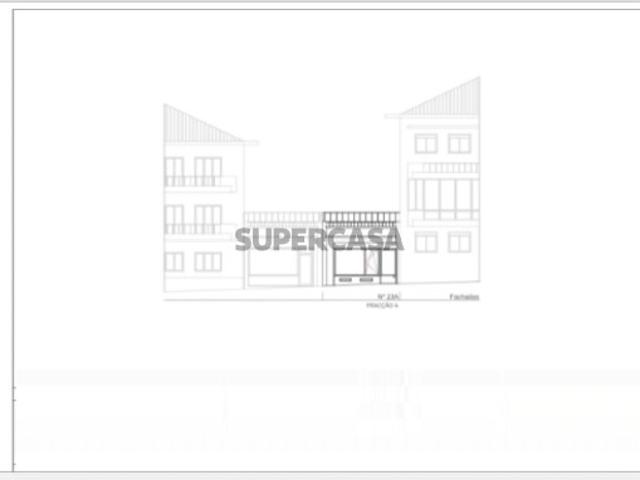 Espetacular Transformação de Loja em Apartamento T2+1 com Espaço Exterior