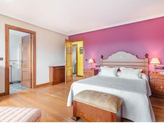 Espetacular Vivienda Vacacional en Piloña: Espacio y Comodidad