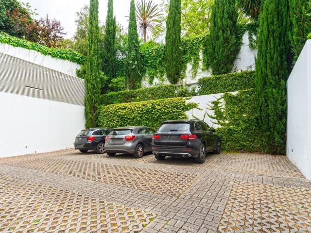 Espetacular apartamento na Lapa com estacionamento e logrado. 180m² Estrela