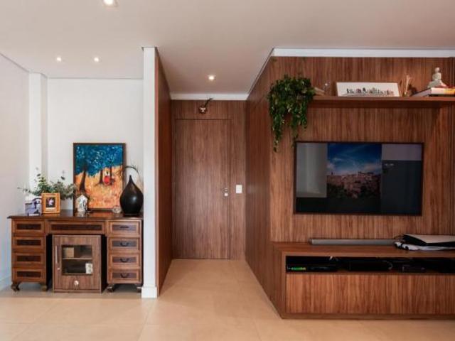 Versátil apartamento para venda em Mirandópolis com 3 quartos, sendo 3 suítes, 133m²