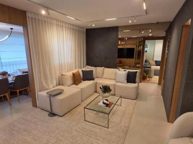 Confortável apartamento para venda em Vila Mariana com 2 quartos, sendo 1 suíte, 60m²