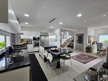 Espetacular Casa em Condomínio à Venda em Alphaville, Santana de Parnaíba SP: 5 Quartos, 3 Suítes, 3