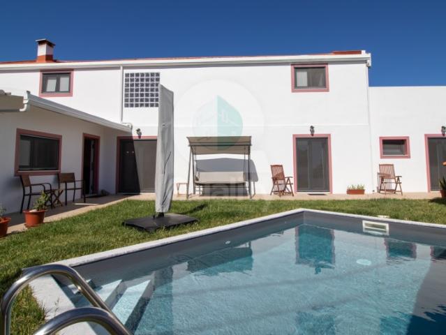 Espetacular moradia T4 com Piscina Arroteias, Alhos Vedros