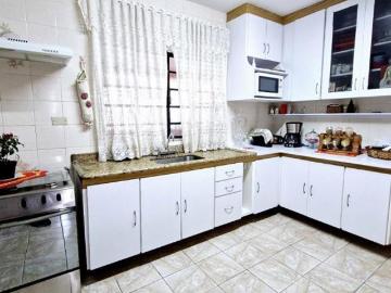 Sensacional sobrado para venda em Vila Barbosa com 3 quartos, sendo 1 suíte, 226m²