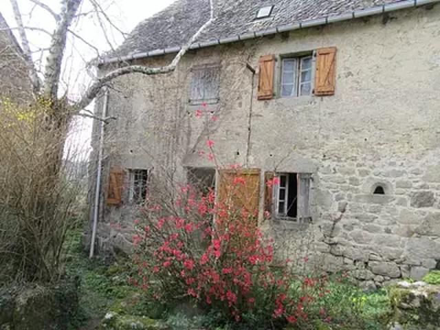 Espeyrac 12140 Achat / Vente maison 4 pièces t4