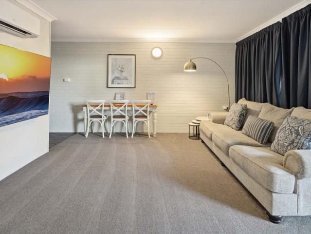Esplanade Apartment Fully Furnished