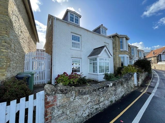 Esplanade, Seaview, PO34 4 bed cottage to rent £1,750 pcm £404 pw