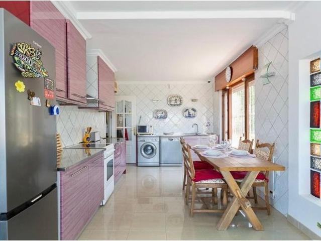 Espléndido Apartamento con Terraza y Vistas en Chalet Independiente