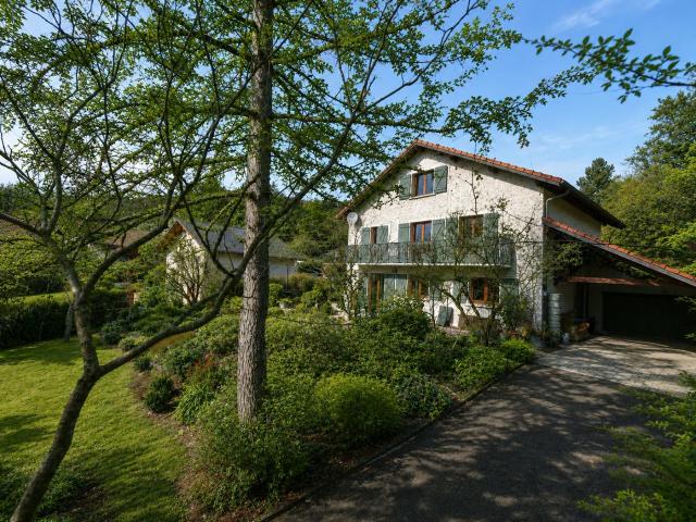 Une Maison Familiale Avec Vue Panoramique Esprit English Cot. 311m² Gex