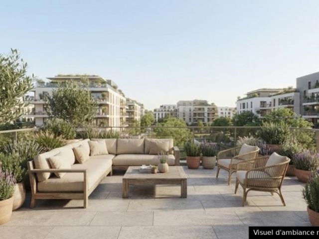 Esprit Penthouse pour ce Superbe T4 de 80 m² au Dernier Étage avec 2 Terrasses – Lyon 8e