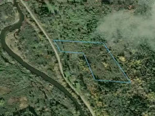 Es/Sw Margaree Road, Southwest Margaree, NS, B0E 2A0 vacant.