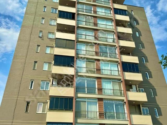 Esse'den Kabasak'da Dublex Sıfır Lüx 4+1 Teraslı Site İçi Daire