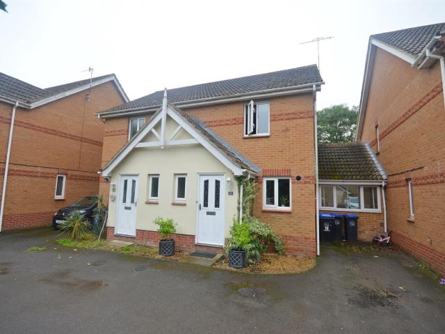 Essenhigh Drive, Worthing, BN13