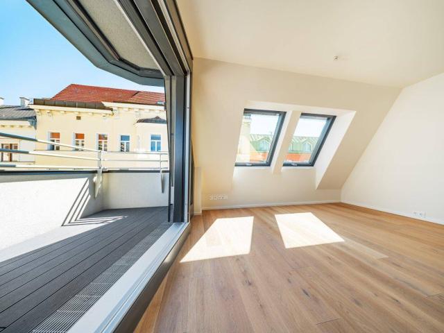 ESSENZ NO. 1 58 m² Erstbezug im 1. DG mit wenig Schrägen | 7 m² Terrasse, 2 Zimmer