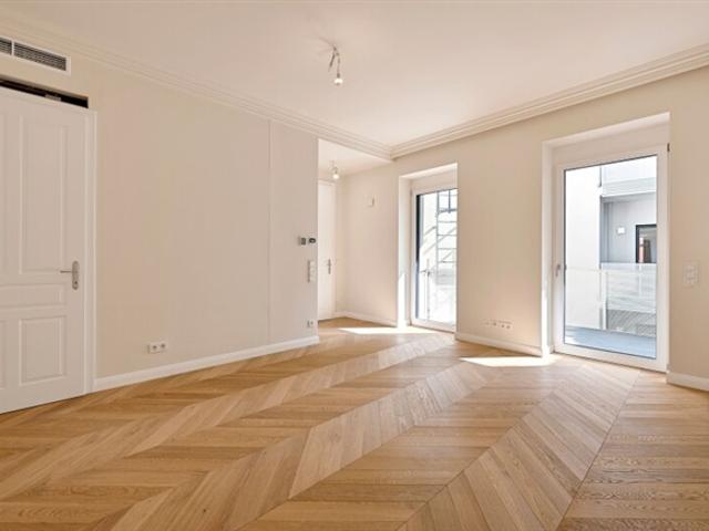 ESSENZ NO. 1 Die neue Avantgarde des Wohnens Exklusive 2 Zimmer Wohnung mit großem Balkon