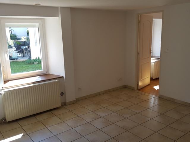 ESSERT 4 Rue Delattre de Tassigny: Réf LB0362
