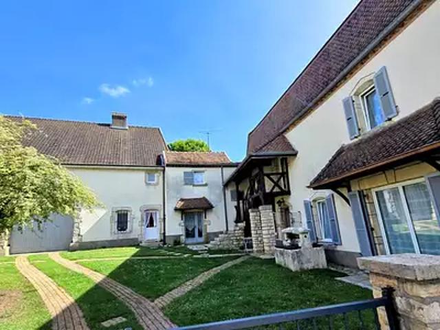 Essertenne et Cecey 70100 Achat / Vente maison 9 pièces t9