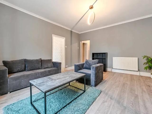 Essex Road, London N1, 1 bed flat to rent, £1,950 pcm | PrimeLocation